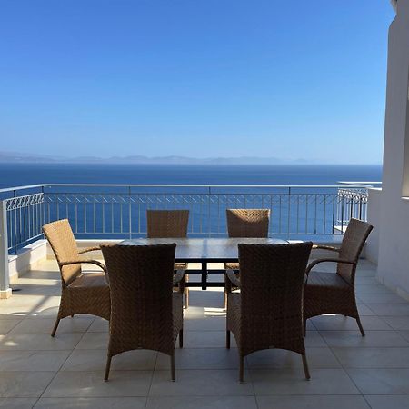 Akoumaros Breeze Villa Гитио Екстериор снимка