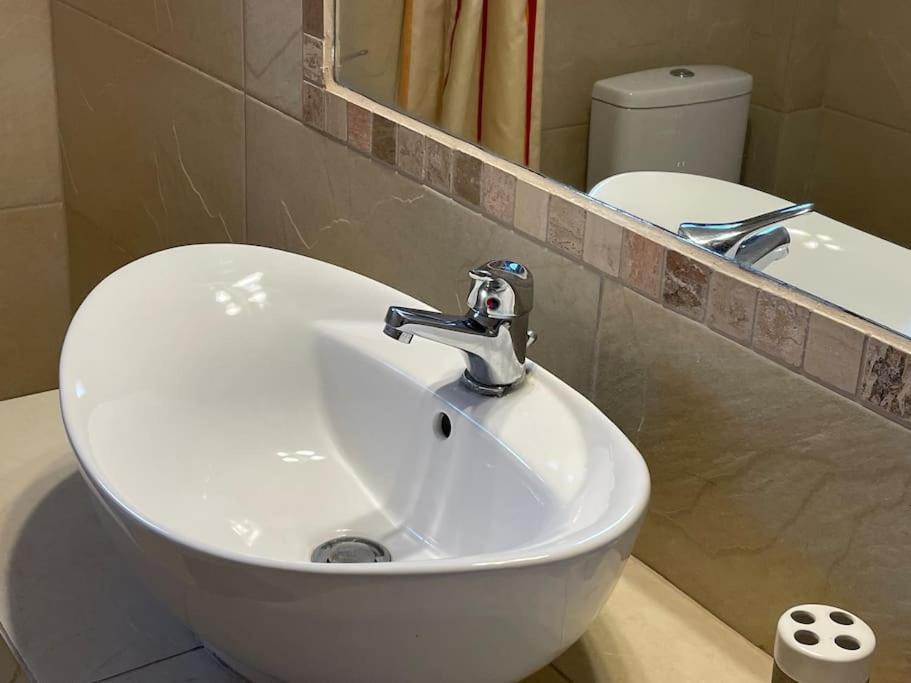Akoumaros Breeze Villa Гитио Екстериор снимка
