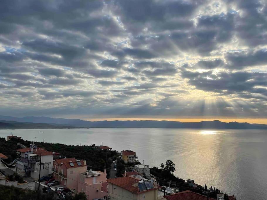 Akoumaros Breeze Villa Гитио Екстериор снимка